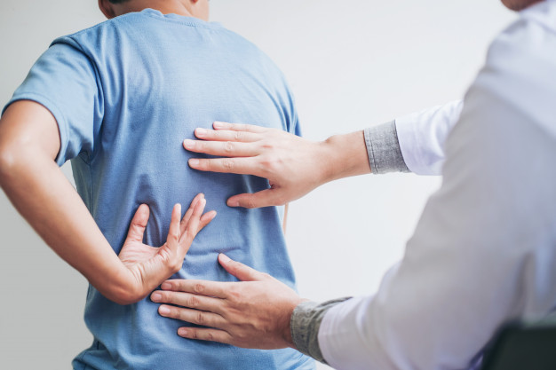 What to Expect From Your First Visit to a Chiropractor